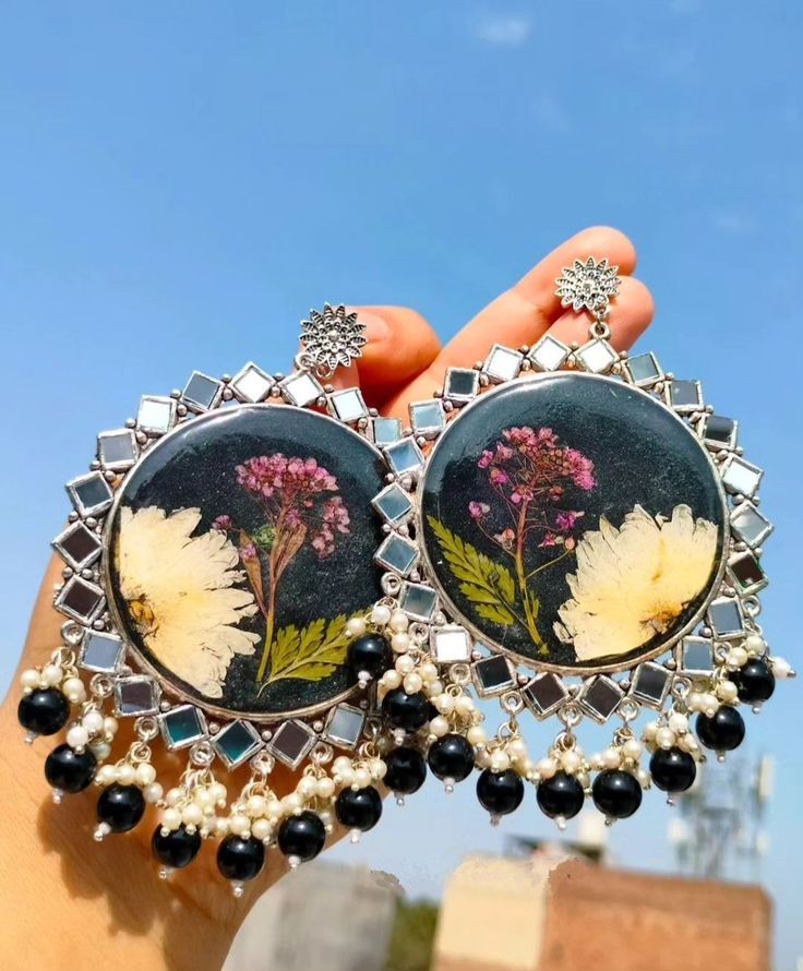 Flower Preserved Resin Earring