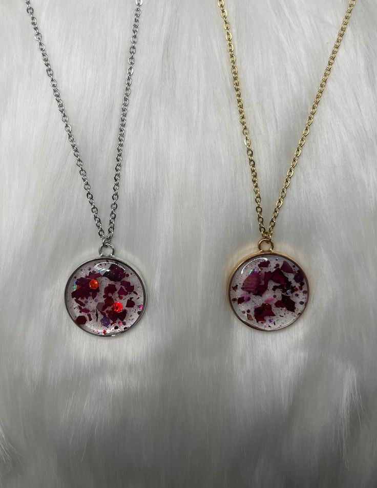 Real Rose Petals pendant comes with golden chain circle Shape